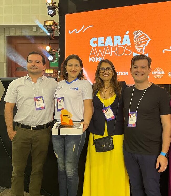 Na foto: Fábio Nogueira, Camila Gueiros, Professora Conceição e Mentor Mário Lima.